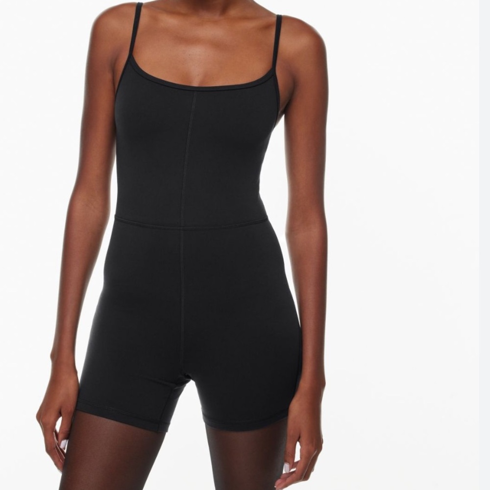 Aritzia Wilfred Free Divinity 7 inch Romper